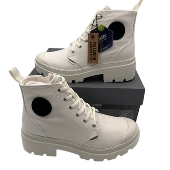 NIB Palladium Pallabase Twill Womens 8 Star White Combat Boots Gorpcore Street - Picture 1 of 5